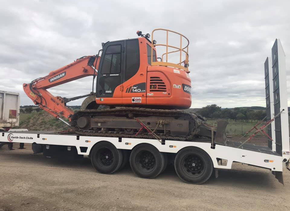 Machinery transport services in Geelong | ETC Group